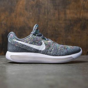 Size 10.5 NIKE Lunarepic Low Flyknit 2 Multicolor